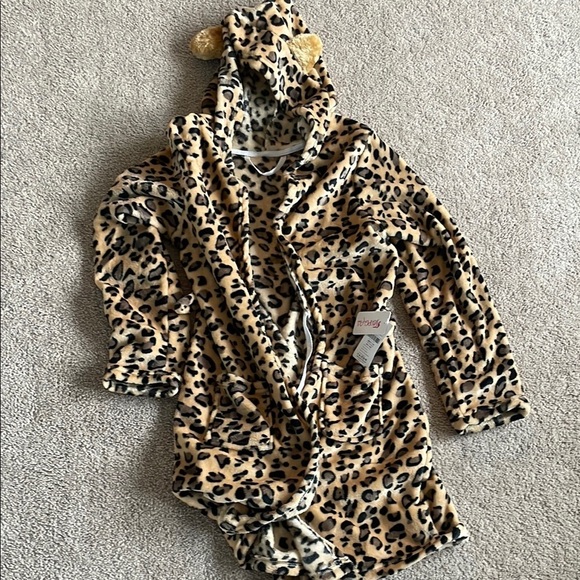 Topgal Other - Tan and Black Leopard Print Pajama Robe